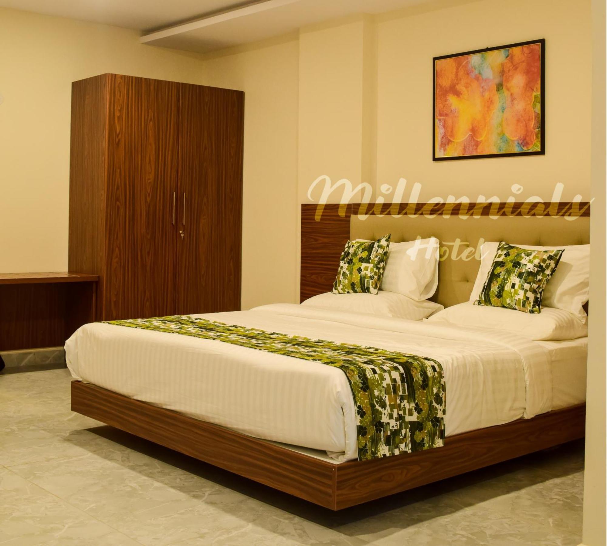 Hotel S R Plaza At Delhi Airport Neu-Delhi Exterior foto