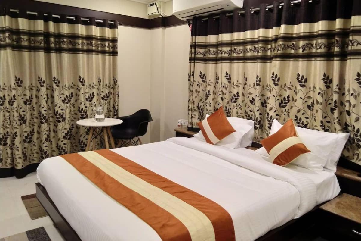 Hotel S R Plaza At Delhi Airport Neu-Delhi Exterior foto